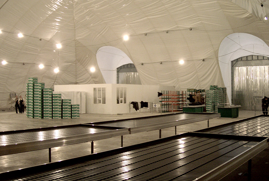 Inflatable hangars and warehouses